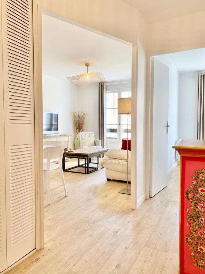Appartement Elegant Avec Vue Sur Le Port Saint-Martin-de-Re ภายนอก รูปภาพ