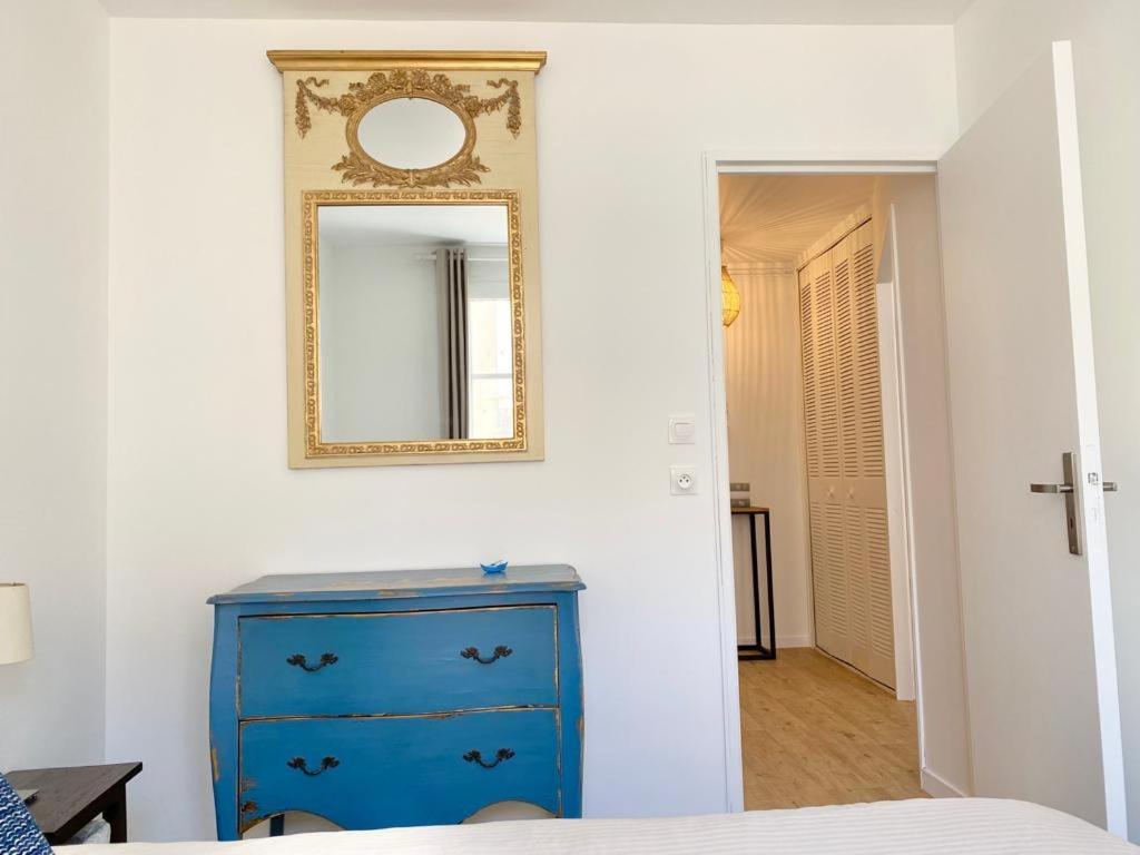 Appartement Elegant Avec Vue Sur Le Port Saint-Martin-de-Re ภายนอก รูปภาพ